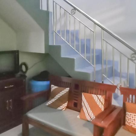 Triyoga Homestay Syariah Redpartner Sangkanurip Ngoại thất bức ảnh